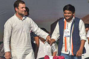 Hardik-Patel-with-Congress-President-Rahul-Gandhi